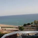 Royal فندق