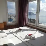 Royal Hotel
