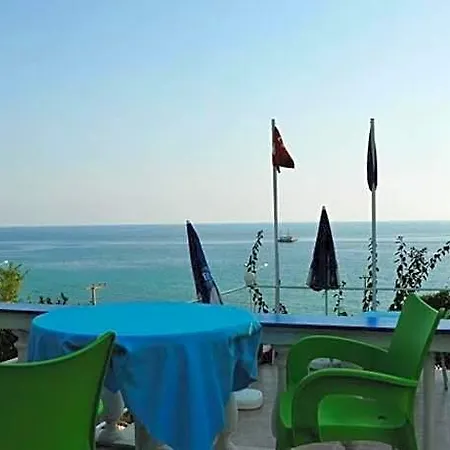 Hotel Royal 3*
