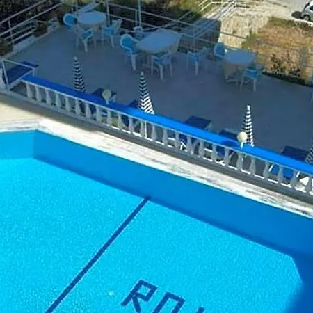 Royal מלון אלאניה