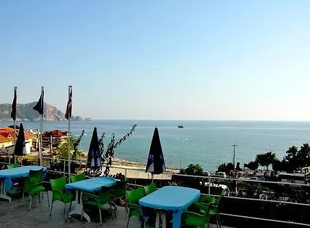 Hotell Royal 3*